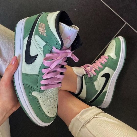 Nike Air Jordan 1 Mid Dutch Green CZ0774-300 Dutch Green/Black/Barely Green/Arctic Pink