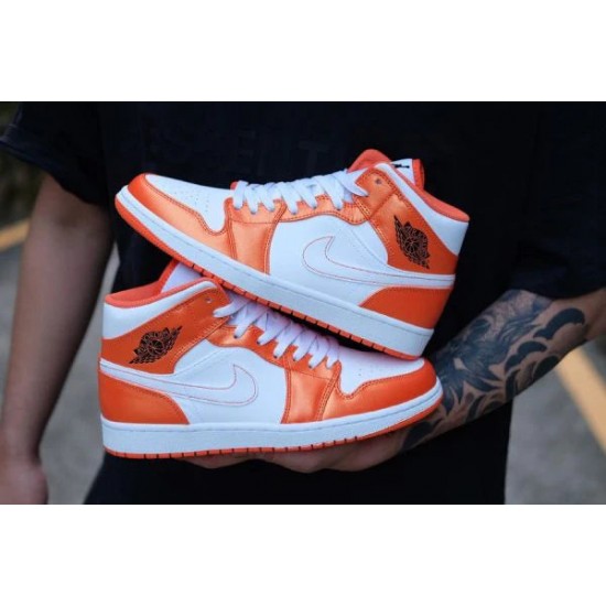 Nike Air Jordan 1 Mid Metallic Orange DM3531-800 White/Metallicorange/Black