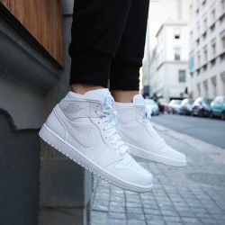 Nike Air Jordan 1 Mid Triple White 554725-130 White/White/White