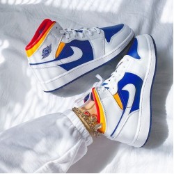 Nike Air Jordan 1 Mid White Laser Orange Deep Royal Blue 554725-131 White/Laserorange-Deeproyalblue