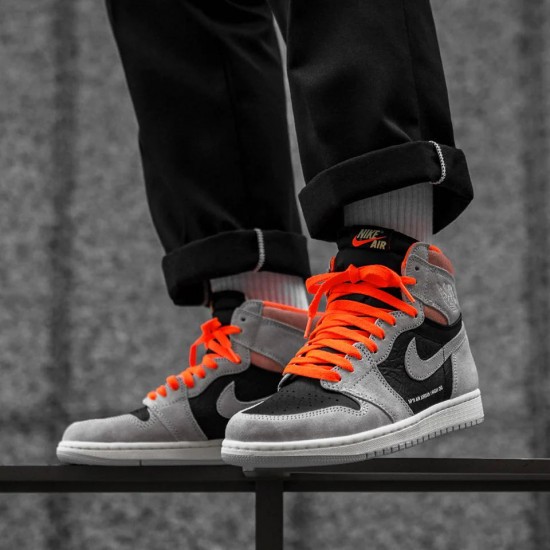 Nike Air Jordan 1 Retro High Neutral Gray Hyper Crimson 555088-018 Neutralgray/Black-Hypercrimson-White