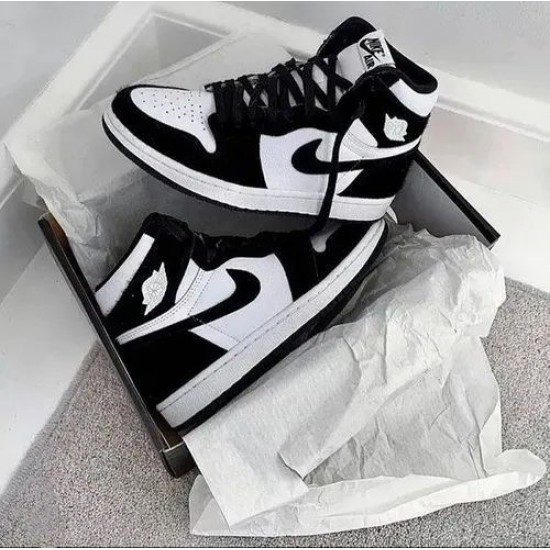 Nike Air Jordan 1 Retro High Og Panda Twist 555088-108 White/Black/Greyfog/Bleachedcoral