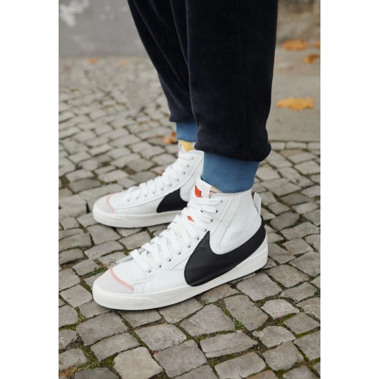 Nike Blazer Mid77 Jumbo White Black DD3111-100 Black/White/Sail