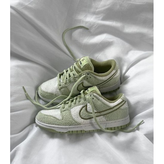 Nike Dunk Low Se Fleece Green DQ7579-300 White/Green Fleece