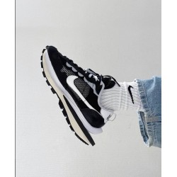 Nike Vaporwaffle Sacai Black White CV1363-001 Black/White 