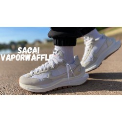 Nike Vaporwaffle Sacai Sail Gum DD1875-100 Sail/Sail-Gum 